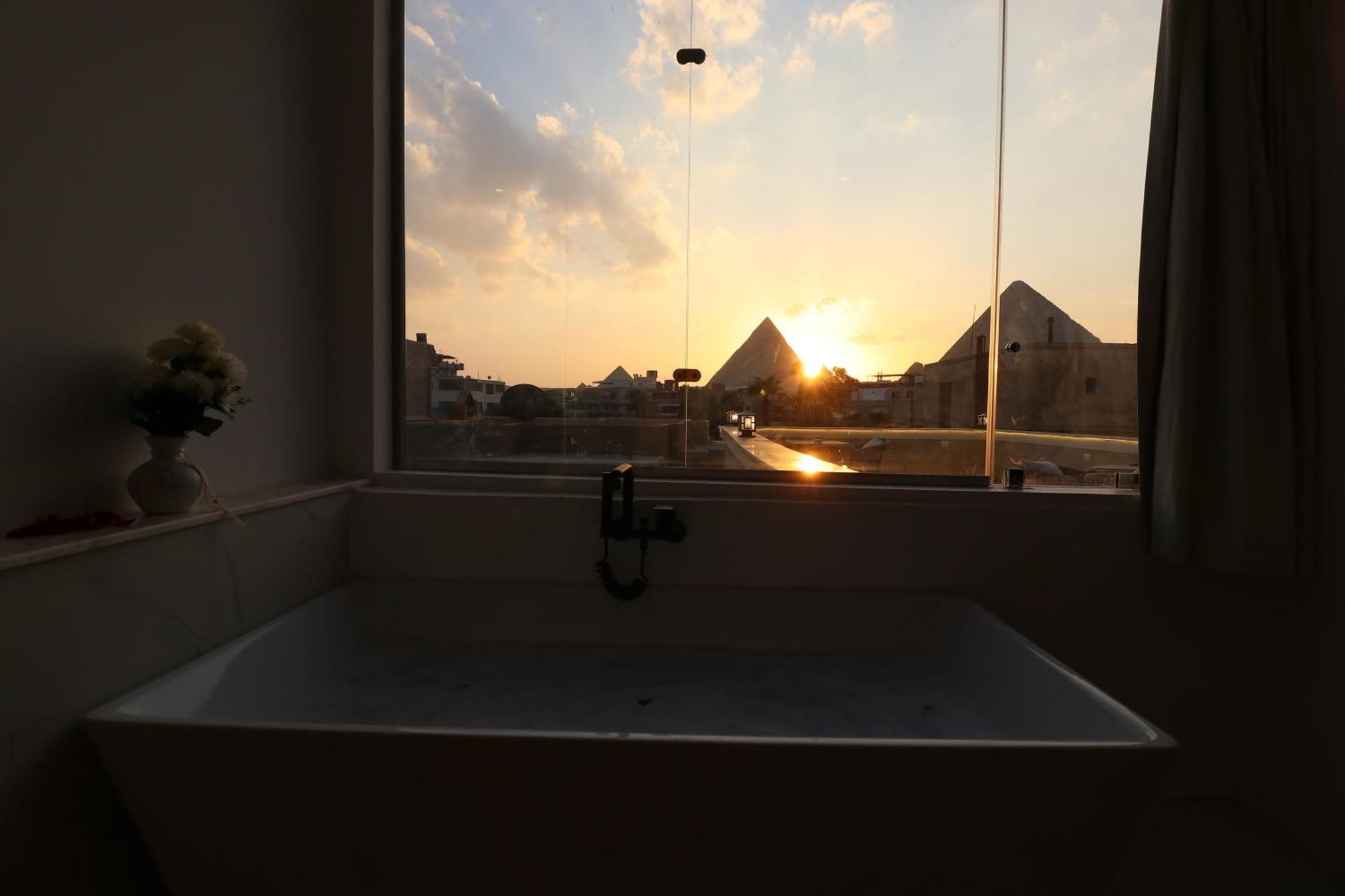 West Pyramids Hotel Kafrat al Jabal Bagian luar foto