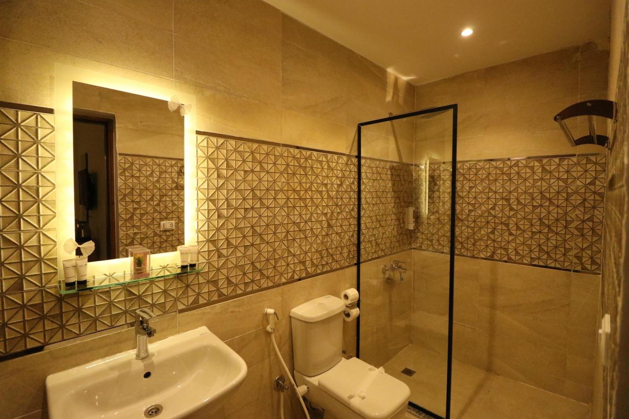 West Pyramids Hotel Kafrat al Jabal Bagian luar foto